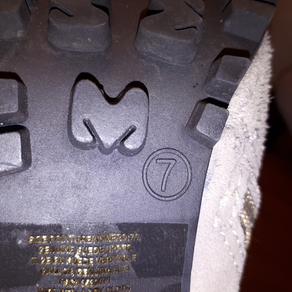 Boots - Picture 2 of 2